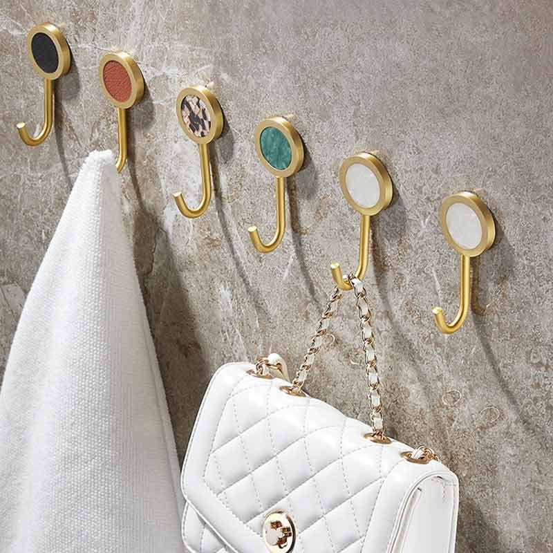 Patère salle de bain sans percer
