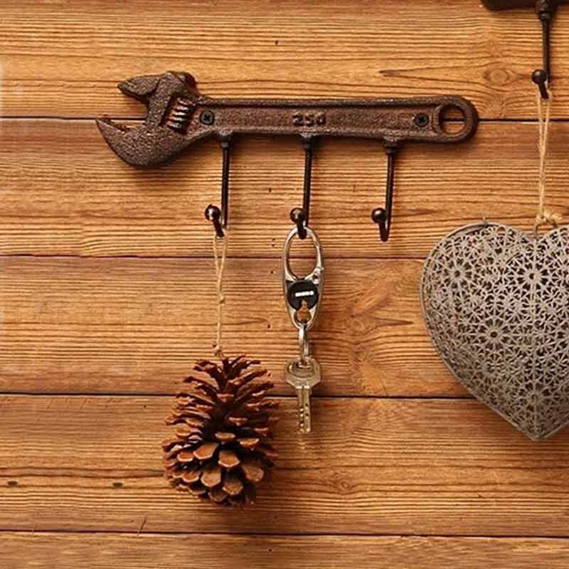 Porte manteau mural style industriel