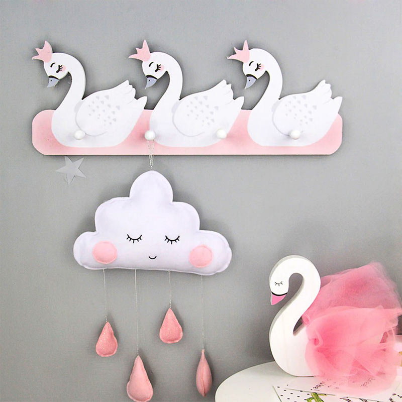 Porte manteau chambre fille